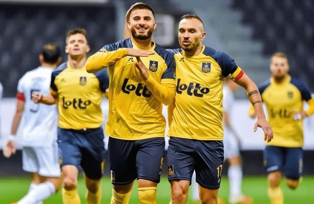 重新评估其 重新评估其