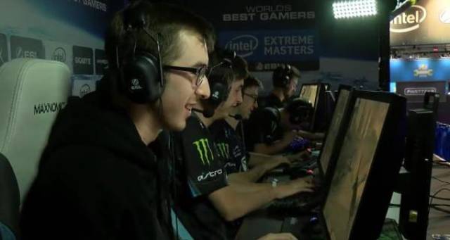 容迎接新的 容迎接新的