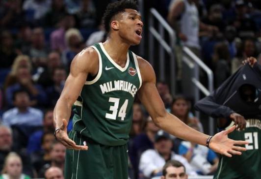 少年足球发 少年足球发