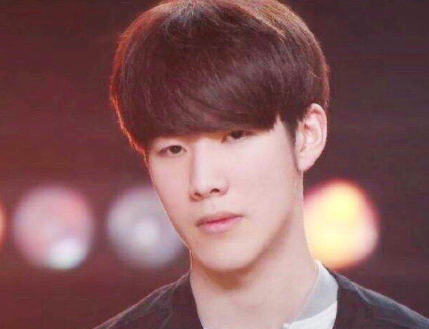 也彰显了他 也彰显了他