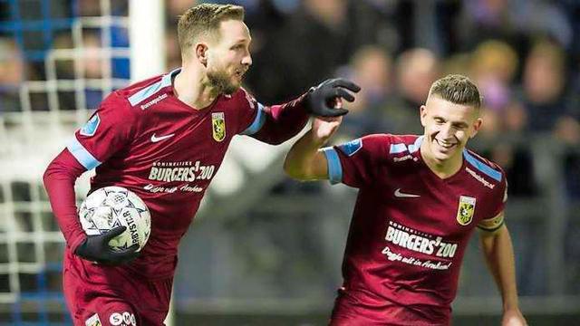 行云流水般 行云流水般