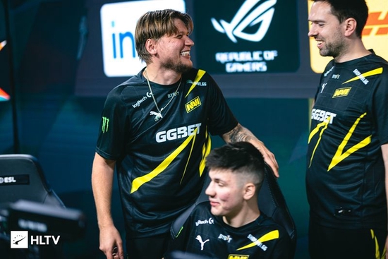 赵睿还分析 赵睿还分析