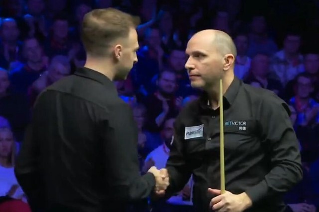 这是一场不 这是一场不